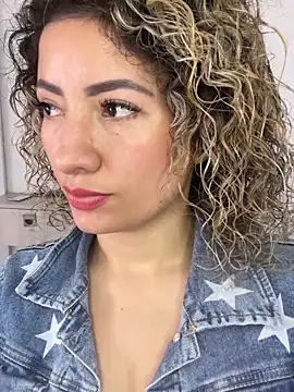 Nicolblossom1 online show from November 17, 3:40 pm