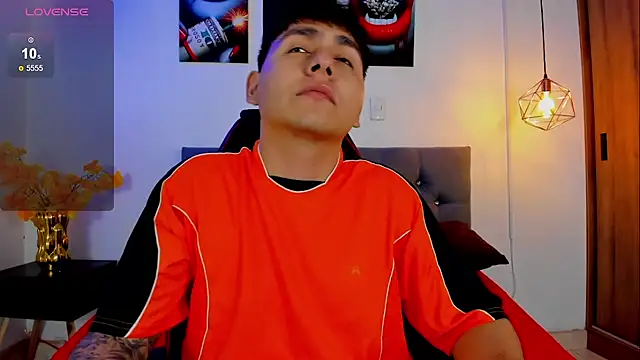 Nicolas James Sc online show from October 11, 12:47 pm