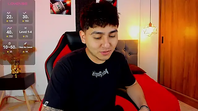 Nicolas James Sc online show from December 15, 1:37 pm