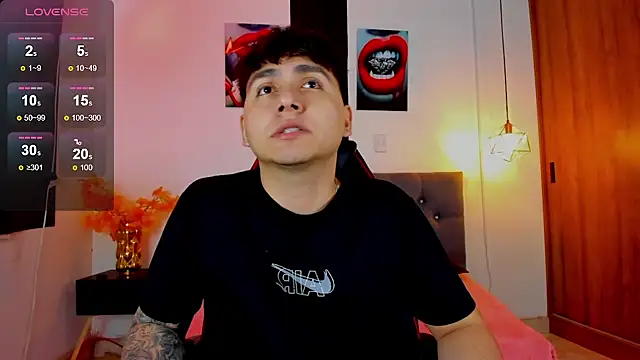 Nicolas James Sc online show from February 7, 12:53 pm