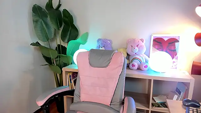 Mystic blue online show from March 13, 12:45 pm