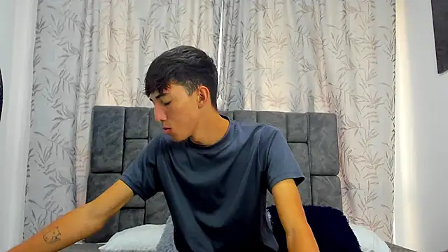 Maikol Ortiz online show from December 2, 12:32 pm