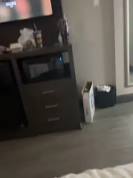 bbwbubbles77 online show from December 16, 7:19 pm