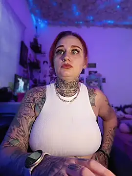 blazed vixen online show from June 4, 10:05 pm