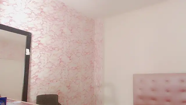 Snapshot of merlinacandy chatting on October 12, 6:45 am merlinacandy online show from October 12, 6:45 am