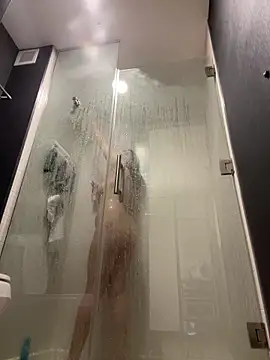 reinalatinaVIP online show from April 3, 10:41 pm