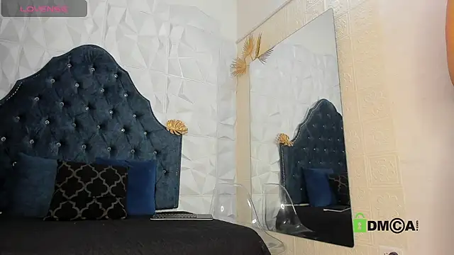  mia milf  online show from September 22, 1:29 am