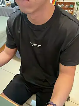 Snapshot of black_xun chatting on February 7, 6:17 am black xun online show from February 7, 6:17 am