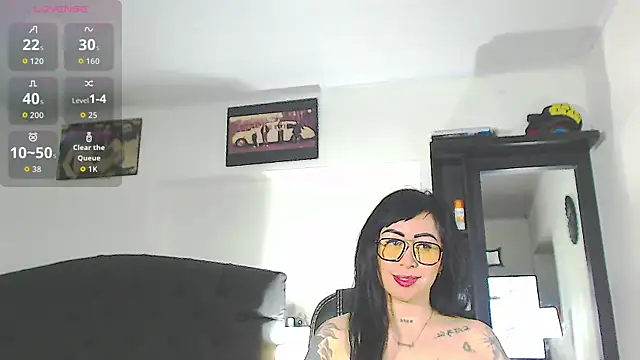 Vicky hotmilf online show from December 16, 11:15 am