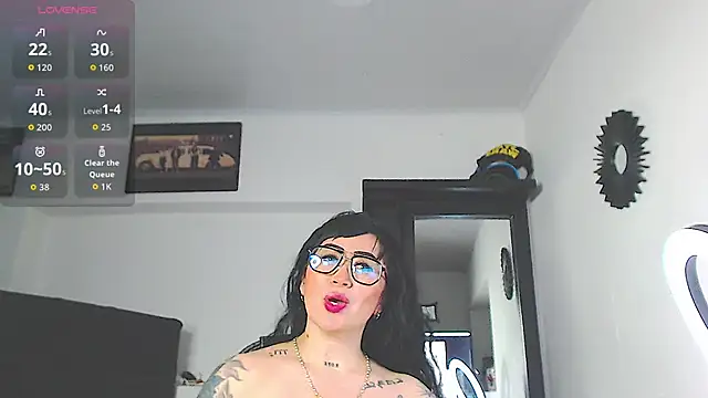 Vicky hotmilf online show from February 12, 11:16 am