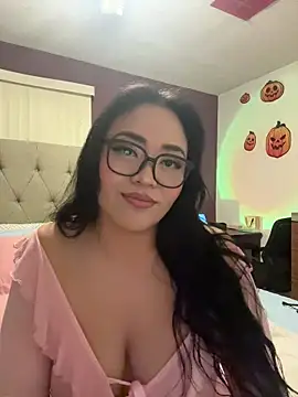 MyHoneyFrida online show from November 12, 3:18 am