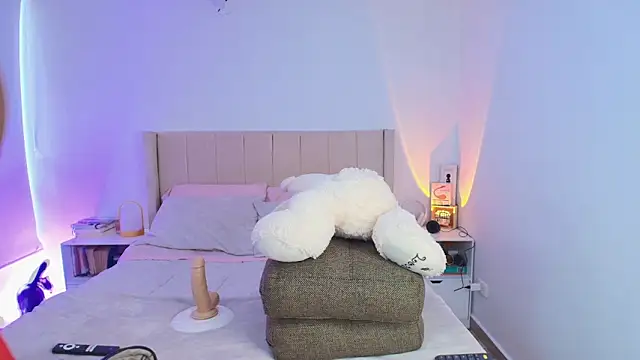 Megan ale online show from October 11, 6:17 pm