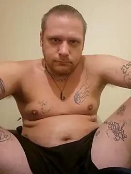 GladsomeLark online show from September 15, 6:57 am