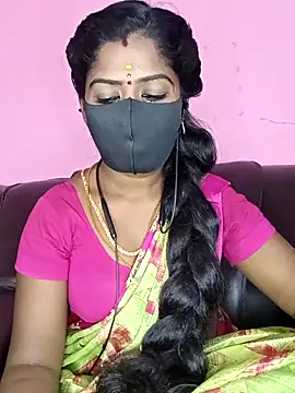 Snapshot of tamilammukuttyy chatting on September 26, 3:54 am tamilammukuttyy online show from September 26, 3:54 am