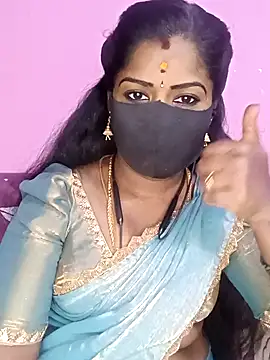Snapshot of tamilammukuttyy chatting on April 22, 3:42 am tamilammukuttyy online show from April 22, 3:42 am