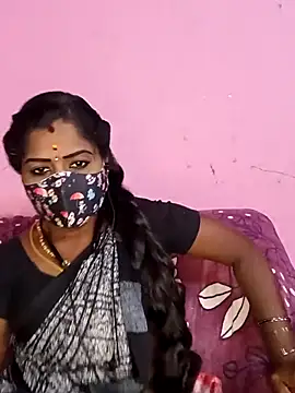 Snapshot of tamilammukuttyy chatting on May 13, 4:32 am tamilammukuttyy online show from May 13, 4:32 am
