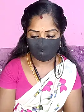Snapshot of tamilammukuttyy chatting on May 15, 4:36 pm tamilammukuttyy online show from May 15, 4:36 pm