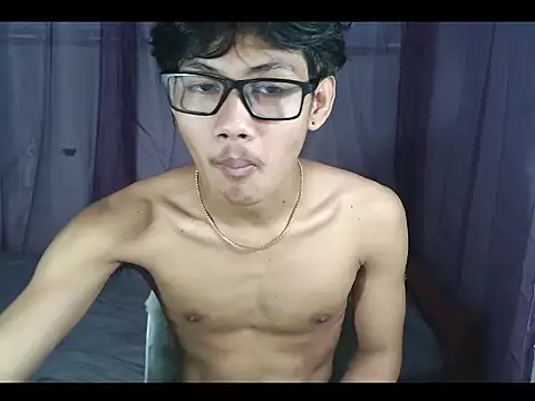 Snapshot of fucking_hot2 chatting on November 12, 7:20 am fucking hot2 online show from November 12, 7:20 am