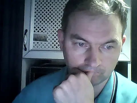 Snapshot of SummerArthur chatting on October 7, 7:33 pm SummerArthur online show from October 7, 7:33 pm