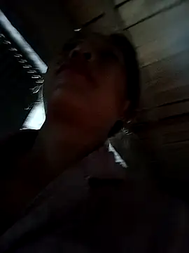 Snapshot of lieulieu-cute chatting on September 9, 2:44 am lieulieu-cute online show from September 9, 2:44 am