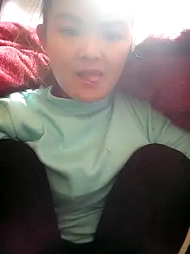 xinhxinhcute online show from November 30, 11:58 am