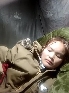 xinhxinhcute online show from December 15, 7:56 am