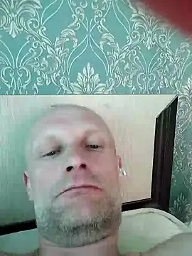 Snapshot of mishania45 chatting on May 3, 5:02 am mishania45 online show from May 3, 5:02 am