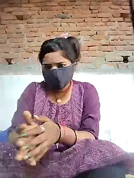 Snapshot of Bebo_Sweety143 chatting on November 2, 9:22 am Bebo Sweety143 online show from November 2, 9:22 am