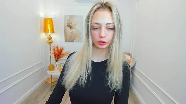 EmilyGraydis online show from March 29, 7:36 pm