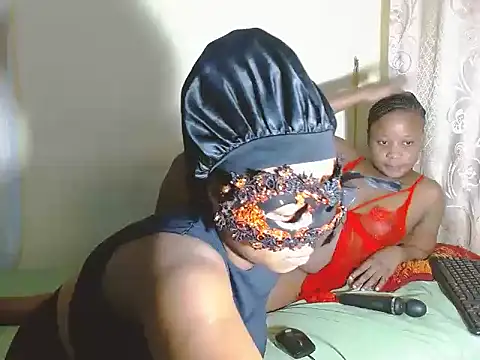 JuicyMellow21 online show from September 9, 1:49 am