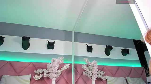 Val Oconner online show from November 26, 3:07 am