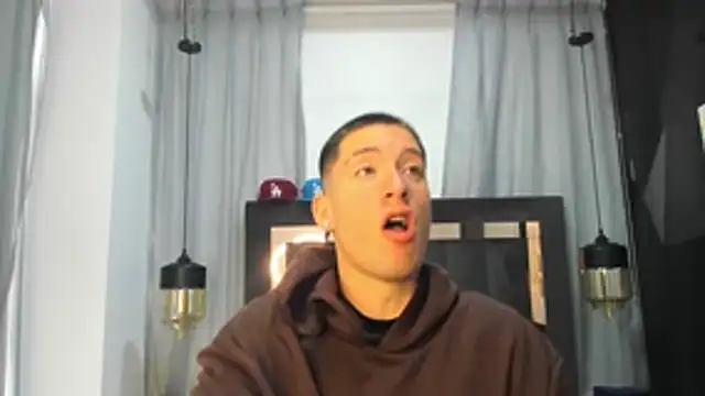 HunterHeat  online show from April 9, 12:43 pm