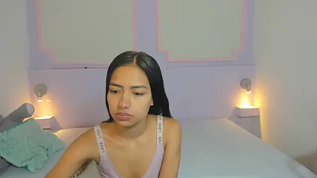DanielaEmber7 online show from October 4, 7:12 pm