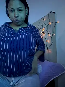 Michluxe 69 online show from December 15, 2:38 am