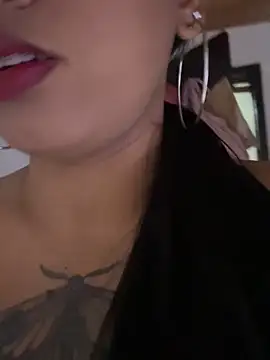 Michluxe 69 online show from December 17, 1:22 am