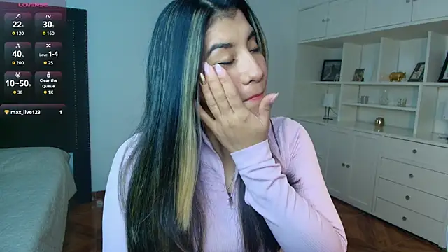 nina moen online show from December 5, 3:26 am