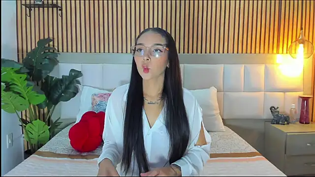 Roseaurora online show from February 21, 12:39 pm