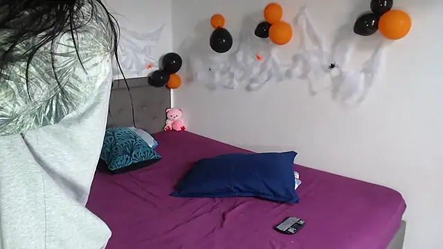 Celestte Dior online show from October 8, 7:33 pm