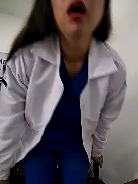 Madisson-04  online show from November 11, 3:23 pm