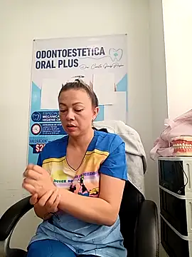 Madisson-04  online show from April 14, 3:18 pm