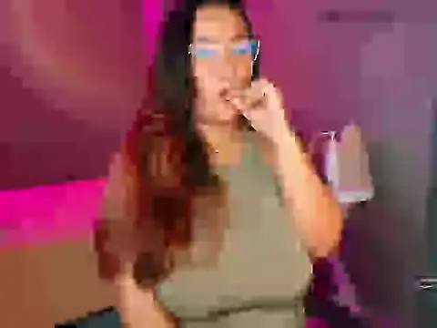 sophiejuicy  online show from October 9, 8:23 am