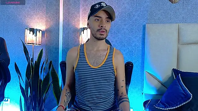 Snapshot of HairyDiamond_ chatting on September 26, 8:02 pm HairyDiamond online show from September 26, 8:02 pm