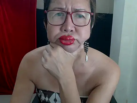 Snapshot of radar777 chatting on April 9, 1:49 am radar777 online show from April 9, 1:49 am