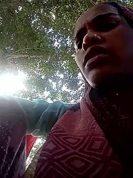 Snapshot of cutrashmi_hot47 chatting on September 11, 10:04 am cutrashmi hot47 online show from September 11, 10:04 am