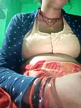 Snapshot of cutrashmi_hot47 chatting on December 15, 12:37 am cutrashmi hot47 online show from December 15, 12:37 am