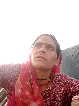 Snapshot of H_seema chatting on April 9, 11:15 am H seema online show from April 9, 11:15 am