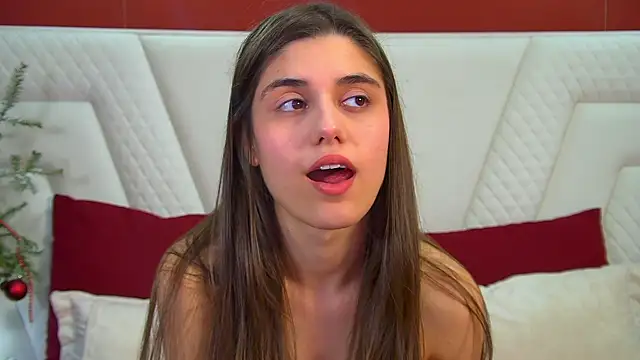 ArianaAllens online show from December 20, 6:20 am