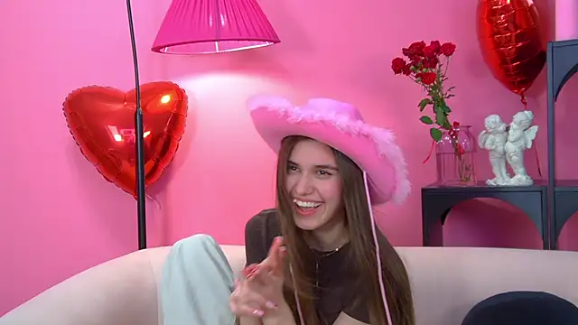 Snapshot of ArianaAllens chatting on February 8, 6:50 am ArianaAllens online show from February 8, 6:50 am