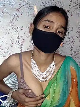 Snapshot of Aidakhan1212 chatting on November 21, 10:58 am Aidakhan1212 online show from November 21, 10:58 am