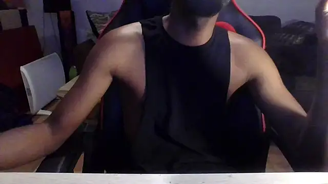 Snapshot of couple2612 chatting on November 6, 4:41 pm couple2612 online show from November 6, 4:41 pm